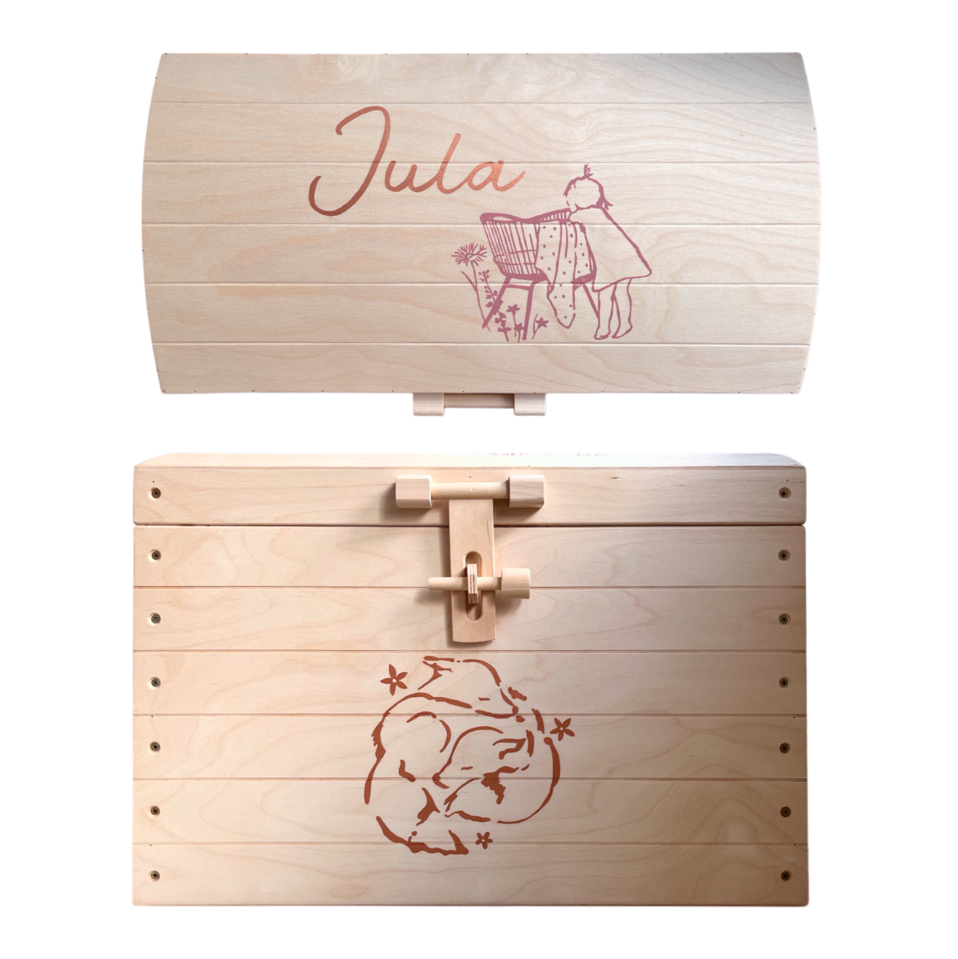 Sstandaard speelgoedkist met houten deksel, naam Jula en illustraties van kindje leunend over wieg en 2 slapende vosjes met sterren.